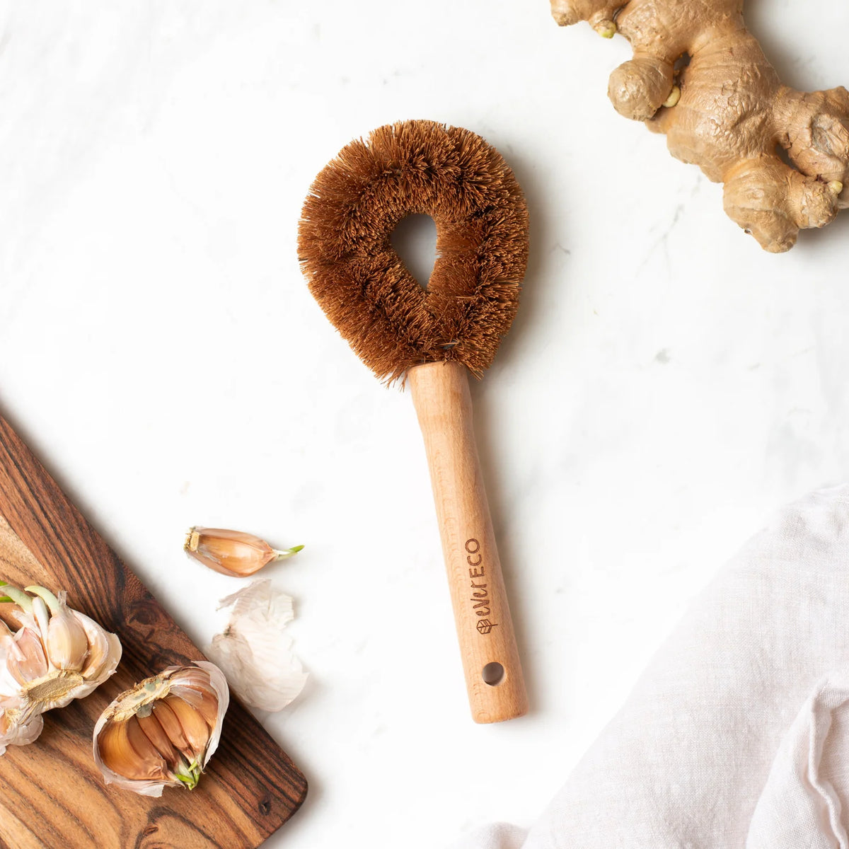 Ever Eco - Dish Scrubber Beech Wood Handle Coconut Bristles