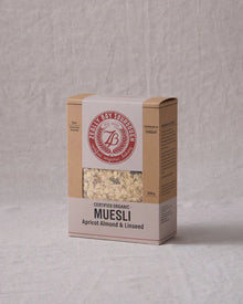 Zeally Bay - Muesli Apricot Almond & Linseed 450g